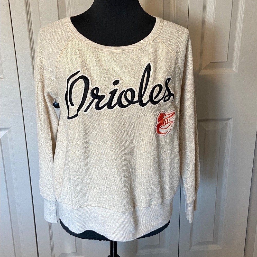 Baltimore Orioles Women’s Embroidered Long Sleeve Crew Neck Sweatshirt Large
